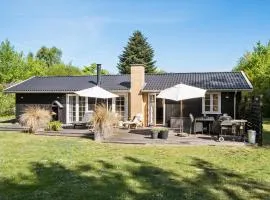 3 Bedroom Awesome Home In Nykøbing Sj