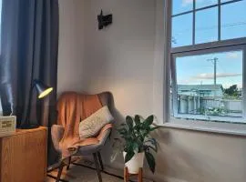 MKM Villa - Cozy House in Central Lower Hutt