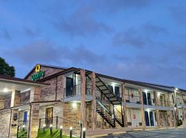 Quality Inn, hotel v destinaci Crestview