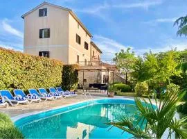 4 Bedroom Lovely Home In Sveti Anton