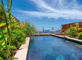 VILLA ESCALE TROPICALE, hotel in Petite Île