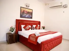 Divine India Service Apartment 2Bhk, 2A Saket