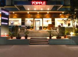 7 Apple Hotel - Viman Nagar Pune, hotel v destinaci Puné