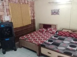 जय संतोषी मां होटल