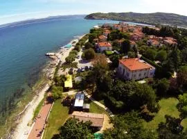 Villa Almira