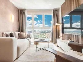 Apartment with stunning views and parking by REMS