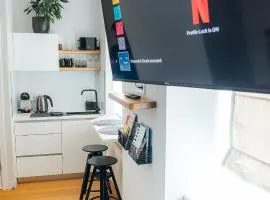 Peaceful Oasis with Air conditioner Top Location