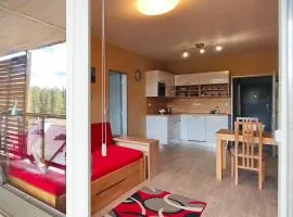 Slunný dvoupokojový apartmán v centru s nejkrásnějším výhledem v Harrachově a soukromým parkováním v garáži - by Relax Harrachov