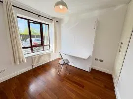 Family Friendly Mullingar Self Catering Apartment on Park Hotel Grounds