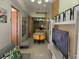 Classy & Homey 1BR Mall of Asia Airport Fast WIFI