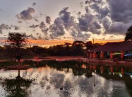 Rondevue Game Lodge, hotel v destinaci Warmbaths