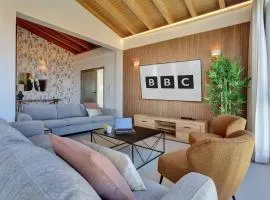 Prestige Luxe Villa Pacific