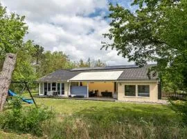 4 Bedroom Cozy Home In Rødby