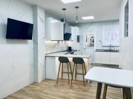 Acogedora casa familiar de 4 habitaciones y gran terraza a metros de la playa, villa in Puerto de Sagunto