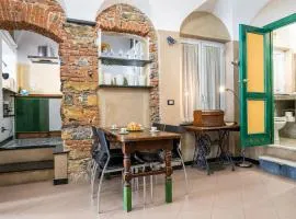 Lovingenoa - Ducale - Natural Light