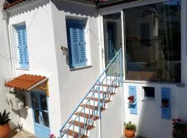 kosmima, hidden gem in the heart of Skiathos town