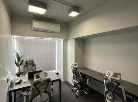 Wibes Coworking Space, hotel in Surat