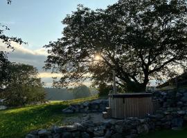 Ferienwohung Dennabruck mit Whirlpool, hotel v destinaci Dietramszell