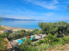 Residence Arinella, beach hotel in Farinole