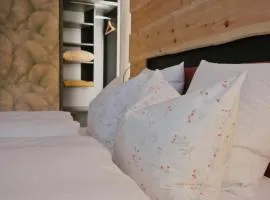 Ferienwohnungen FRENZELHOF ZUM KONJECHT