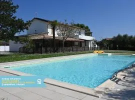 VIVA2 - Numana, quadrilocale in villa con piscina