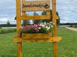 Jaundzirnieki
