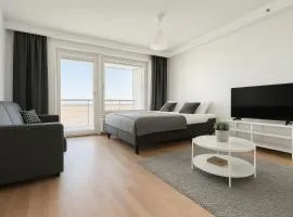 City Home Finland Panorama Suite - New Luxury Suite with Own SAUNA, One Bedroom, Spacious Balcony with City Views and Great Location next to Nokia Arena