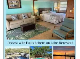 Tropical Marina & Resort on Lake Beresford