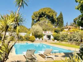 Élégance Provençale, Oasis de verdure, Bassin de 14m pour 1 à 6 personnes