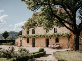 le bois de Selves - Maison authentique avec vue exceptionnelle, hotel a Vézac