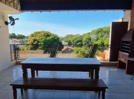 Amplo Apartamento sobreloja - Maringá