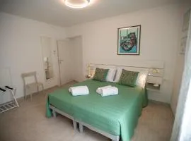 CASA LILLY camere matrimoniali con bagno privato