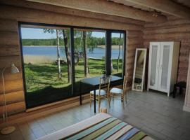 Du Horizontai, beach hotel in Molėtai