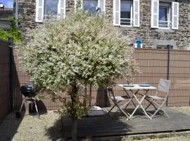Charmante petite maison proche du port, Maison 7