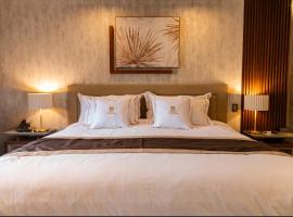 Gran Hotel Continental, hotel com banheiras de hidromassagem em Cajamarca