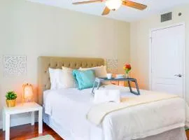 LUXURY 2 Bedroom Apartment At BRICKELL with pool