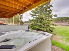 Black Hills Home with Mickelson Trail Access!, ubytování v soukromí v destinaci Hill City