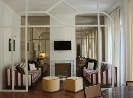 Piazza Venezia Luxe Apartment