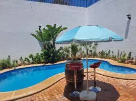 Villa with Private Pool 800m from Beach