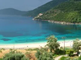 POROS BEACH camping- studios
