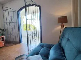Linda Casa Com Vista Para a Praia!