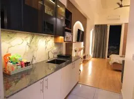 Krisvi Studios Cozy Staycation in Greater Noida