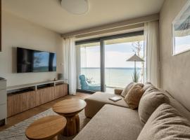 Harbour Pearl Rewal BEST 3-RD FLOOR VIEW! With bikes and SPA acces, hotelli kohteessa Rewal