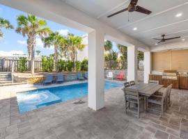 All Seasun With Pool, Lsv, And Game Room، فندق في ديستين