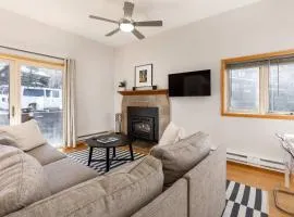 Charming 2 bedroom 2 bath On-Mountain in 10 Min