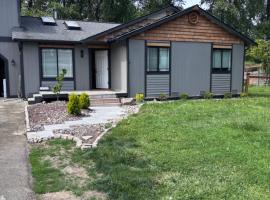 North Marysville Home, villa in Marysville