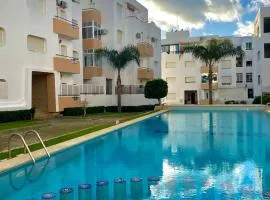 Résidence Achakar Hill Élégant Appartement avec Piscines