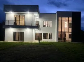 La Toacana, Casa de Verano, Moderna y Espaciosa