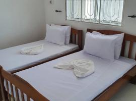 2BR Zanzibar Beachfront Apt Free Airport Pick-up, hotel v destinaci Uroa