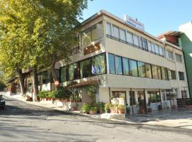 Minaides Hotel: Kakopetria'da bir otel